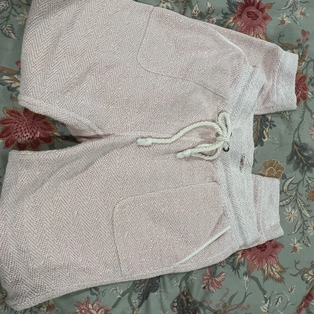 Pink Textured Knit Women’s Faherty Pants - Medium - Picture 3 of 6